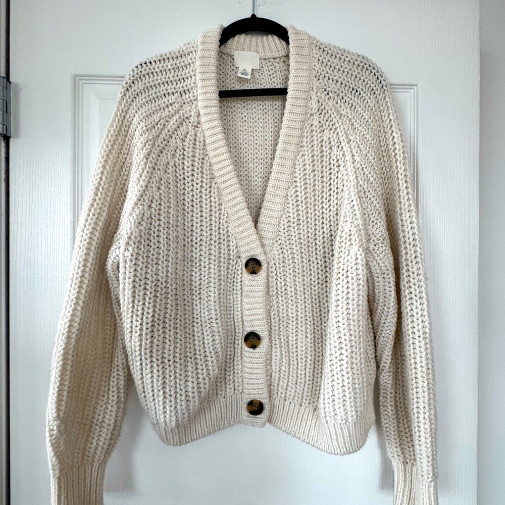 Chunky knit cardigan